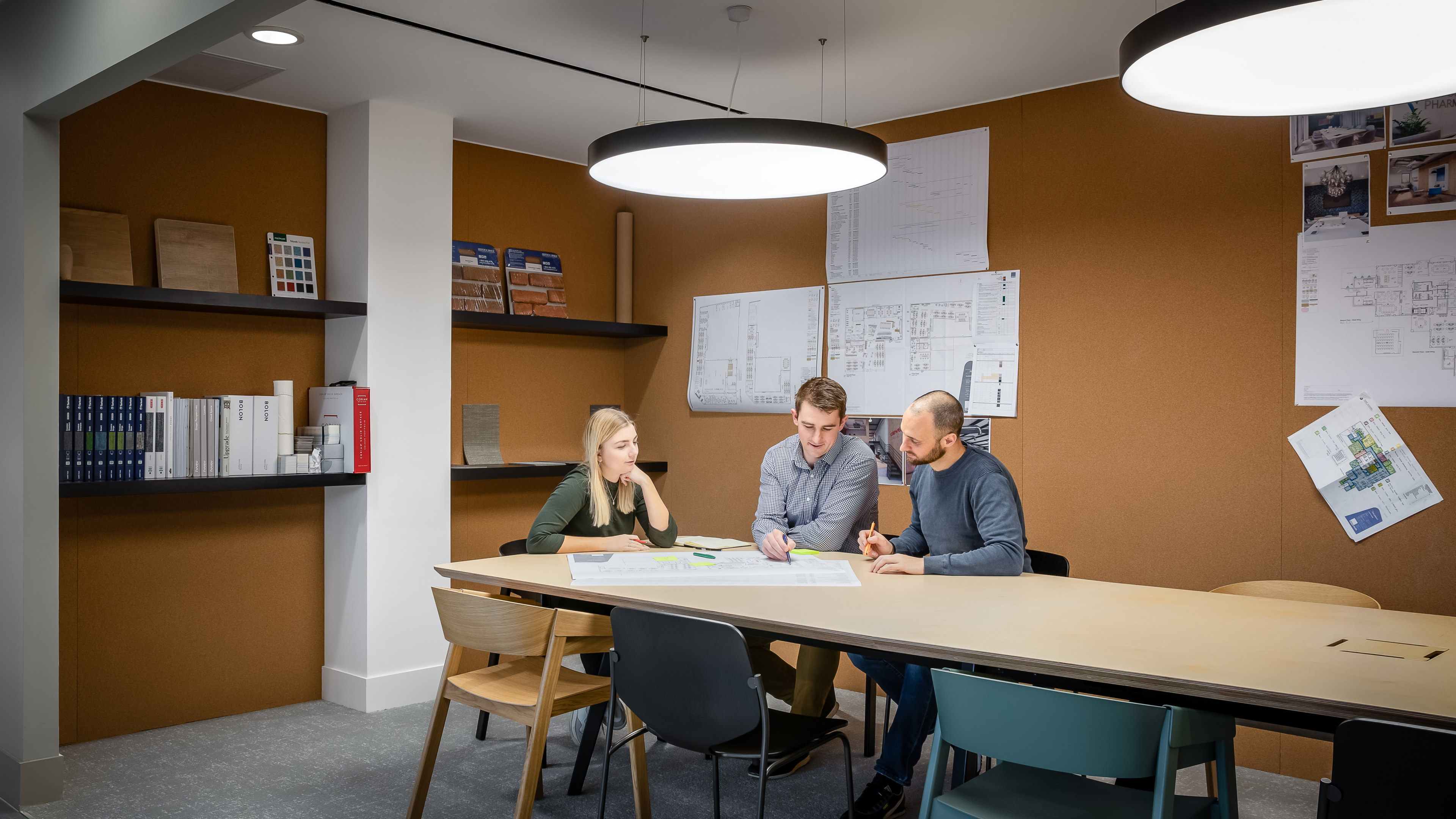 Why is Office Lighting Important for Workplace Design? Oktra