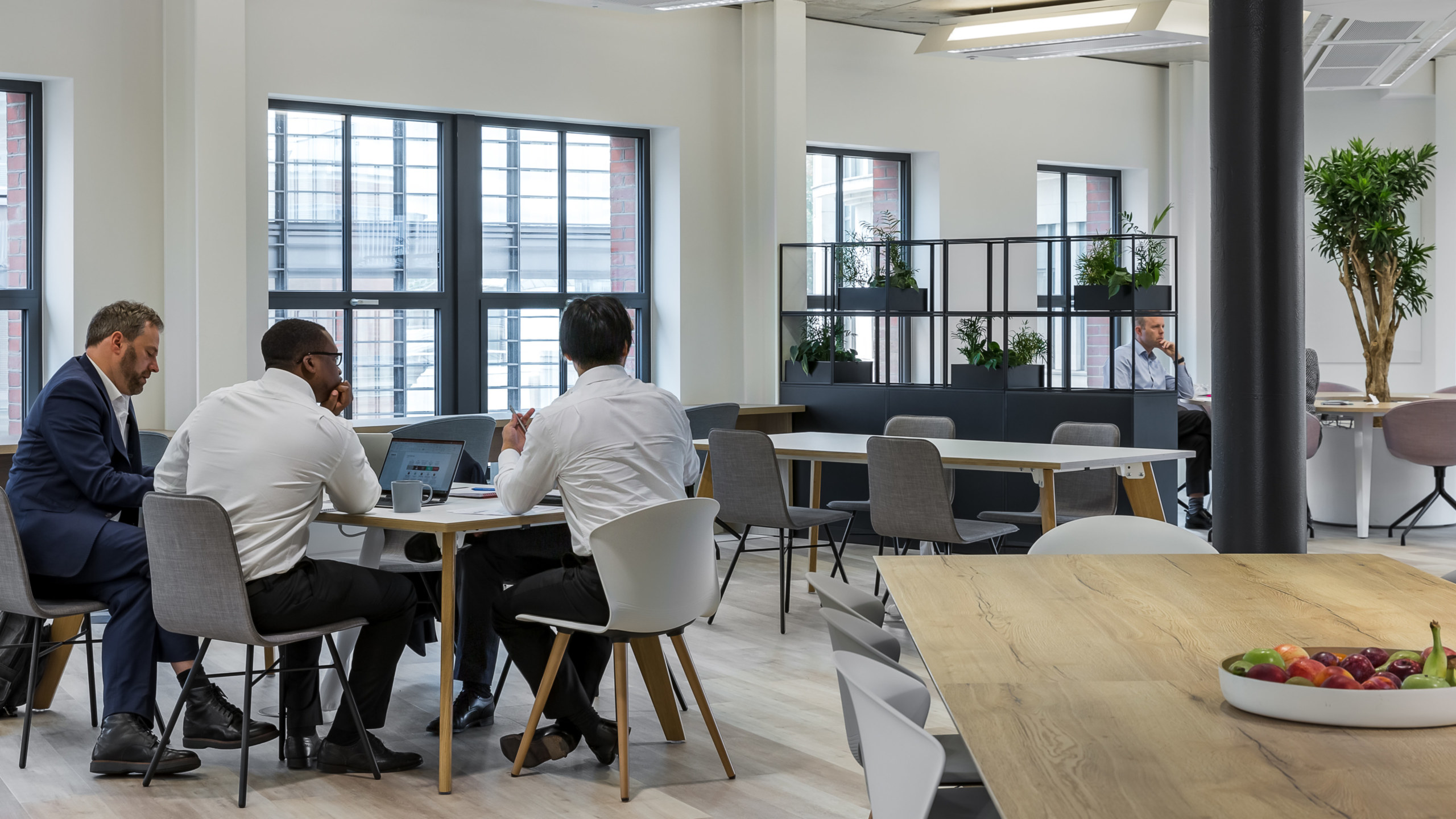 Sia Partners' Wellbeing-focused Workplace | Oktra Case Study