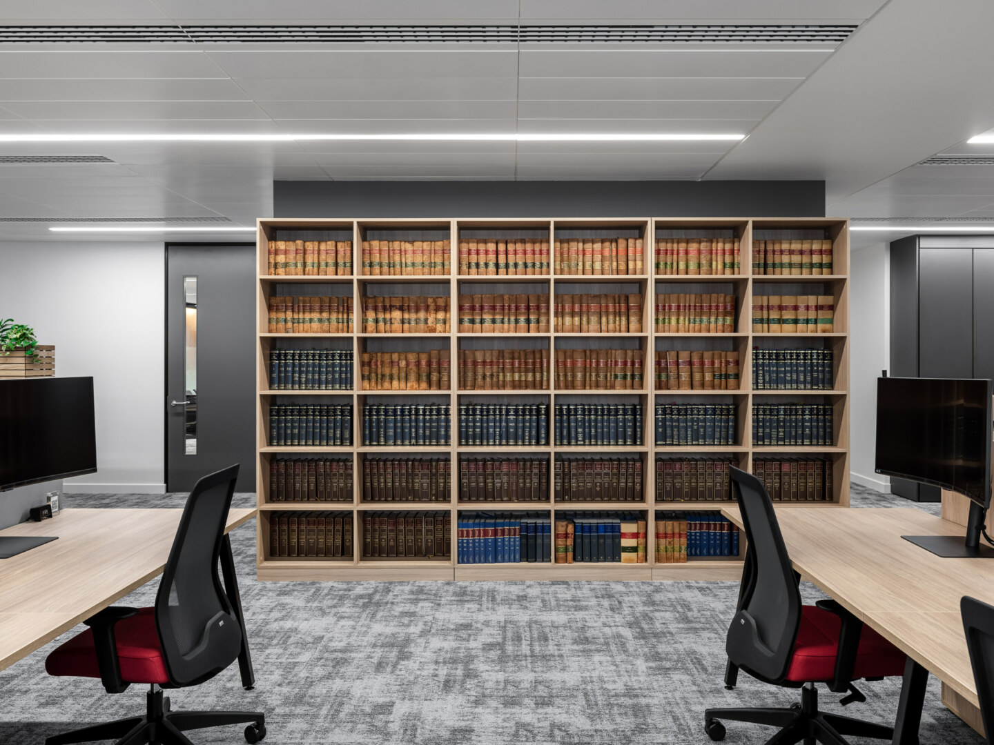 Legal Firm Office Design in London - Armstrong Teasdale