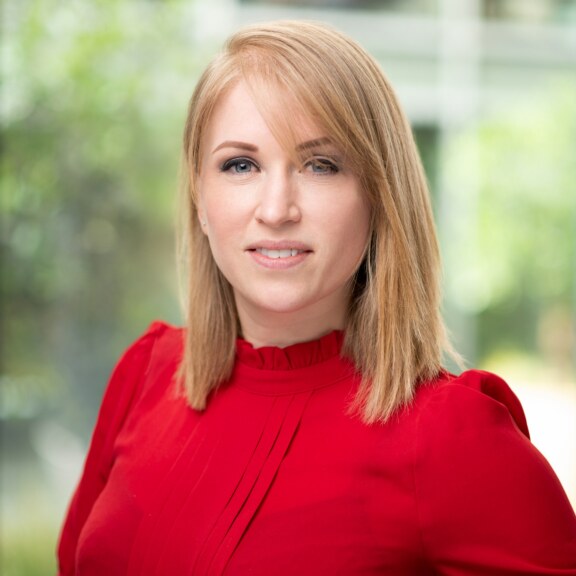 Sophie-Busby-aspect-ratio-1728-1728