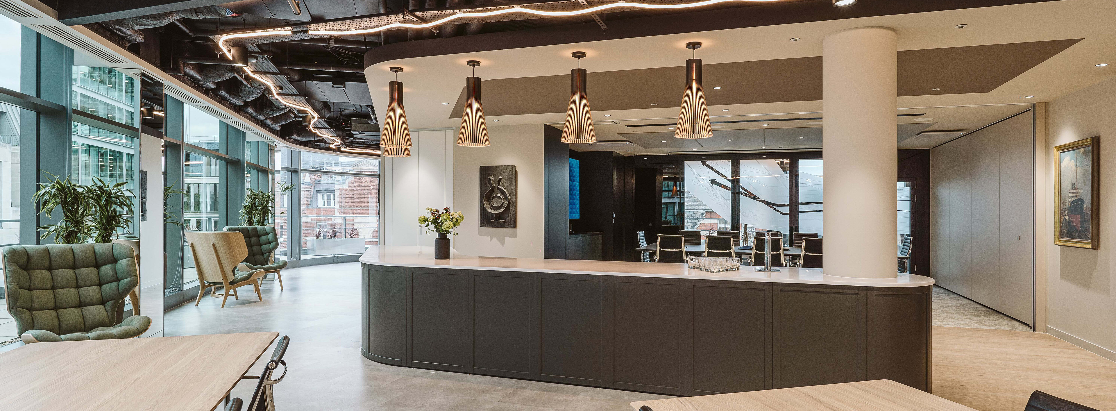 4 Key Pillars for Designing the Hybrid Office in 2024