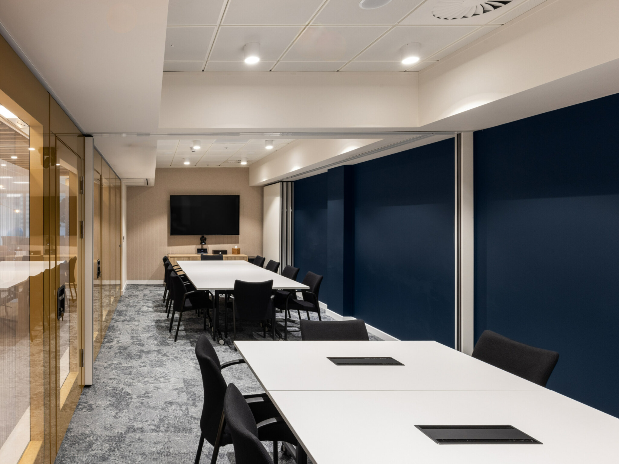 Cat B Fit Out In Edinburgh For Eversheds Sutherland Oktra cat-b-fit-out-in-edinburgh-for-eversheds-sutherland-oktra