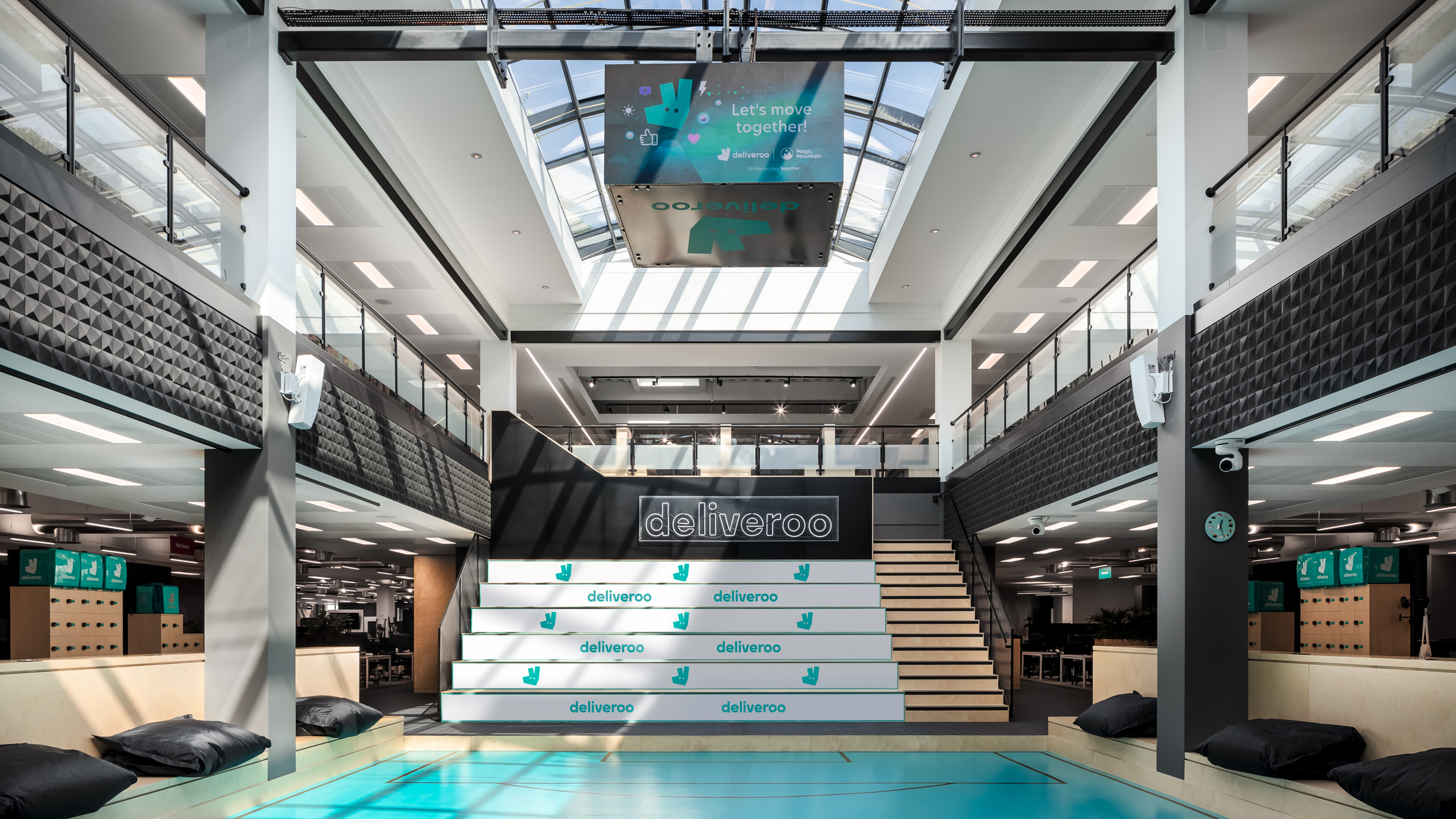 Employee Centre Examples How Employee-Centric Approaches Are Shaping the Future Workplace | Oktra