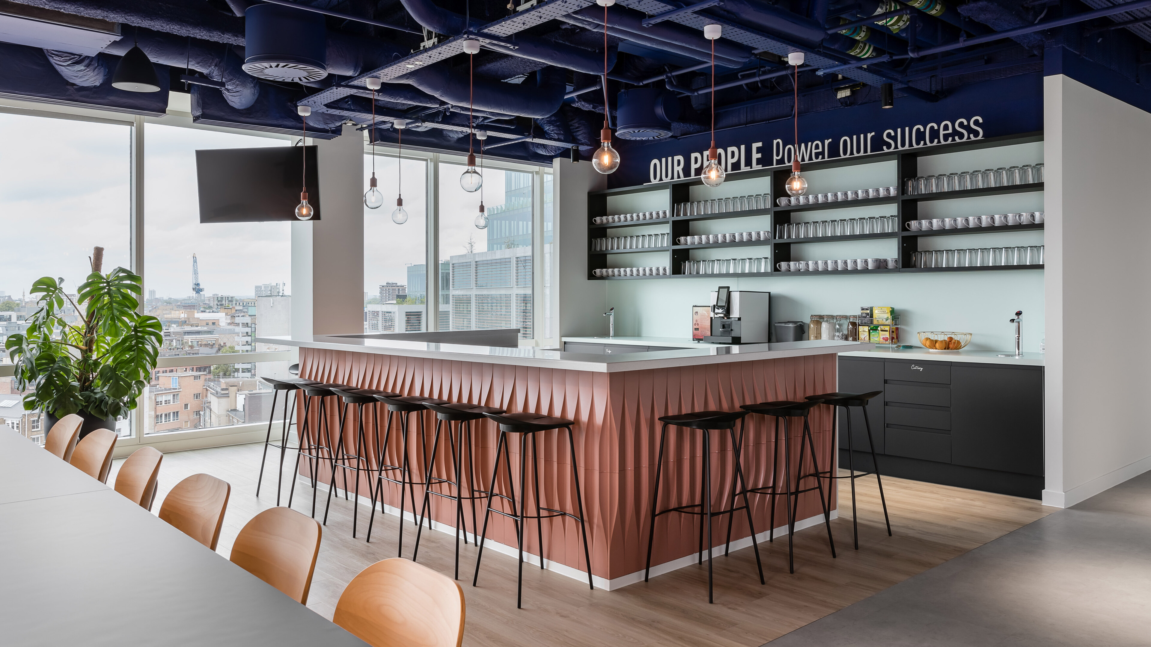 Employee Centre Examples How Employee-Centric Approaches Are Shaping the Future Workplace | Oktra