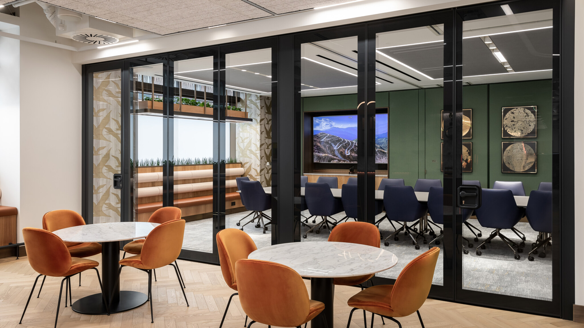 4 Key Pillars for Designing the Hybrid Office