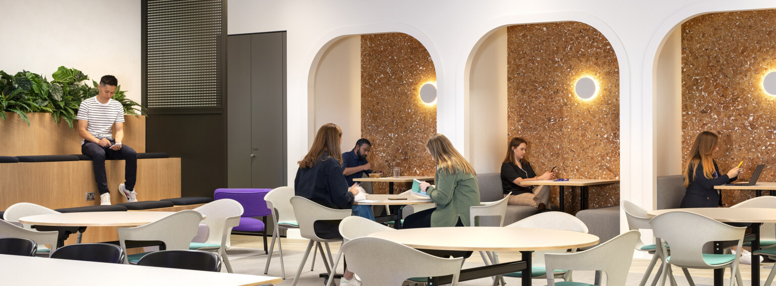 Office-fit-out-in-London-by-Oktra-for-Paysafe-11-aspect-ratio-3840-1414