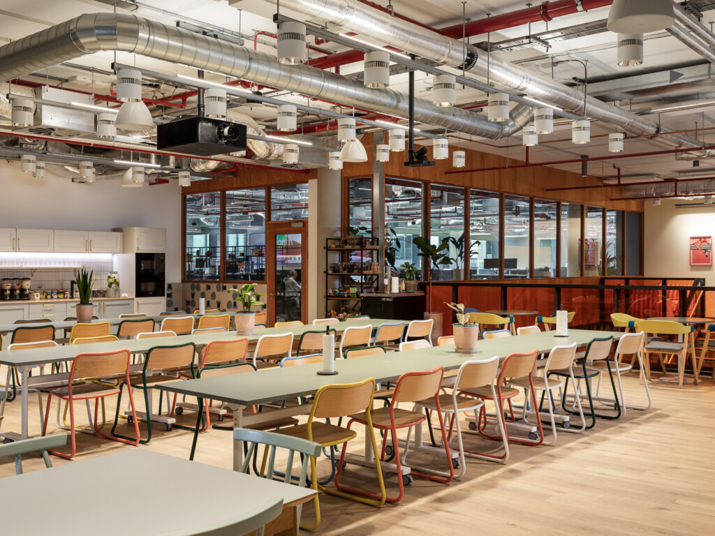Office-Fit-Out-for-Global-Software-Company-36-aspect-ratio-2640-1980