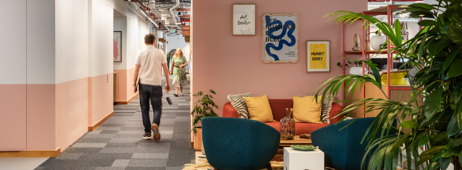 Office-Fit-Out-for-Global-Software-Company-24-aspect-ratio-3840-1414