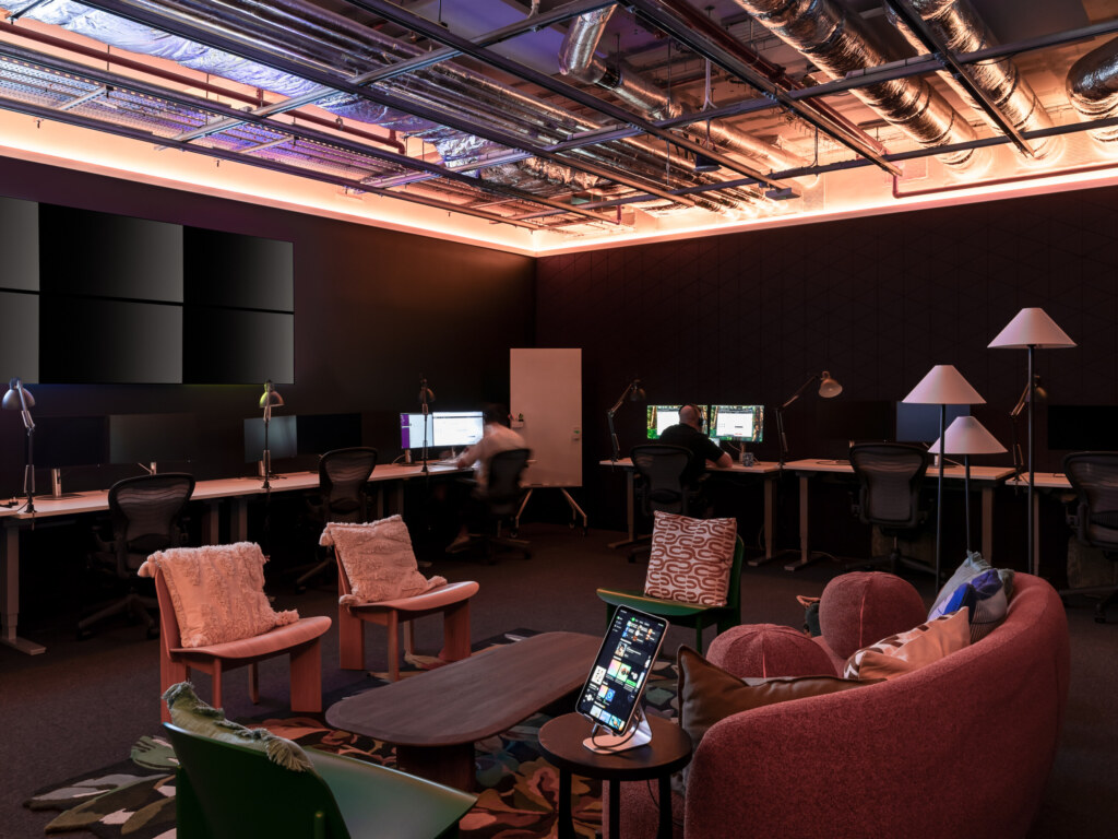 Office-Fit-Out-for-Global-Software-Company-17-aspect-ratio-2640-1980