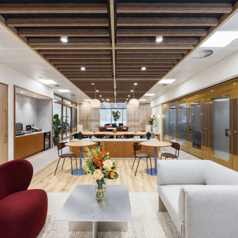 W2A5478-Edit-aspect-ratio-1728-1728