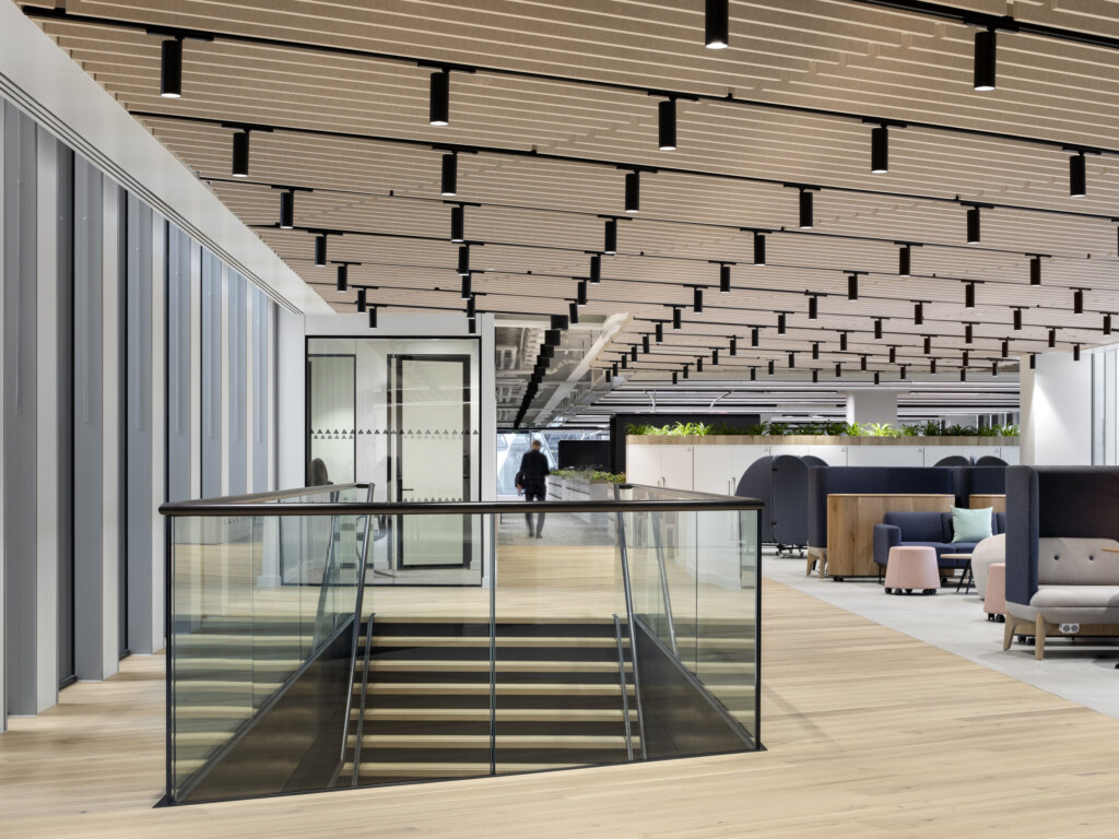 Workplace-Design-for-Finance-Firm-Acrisure-1-aspect-ratio-2640-1980