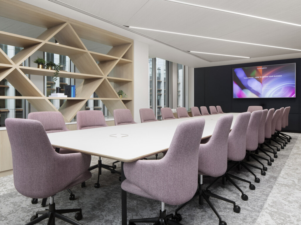 Workplace-Design-for-Finance-Firm-Acrisure-27-aspect-ratio-2640-1980