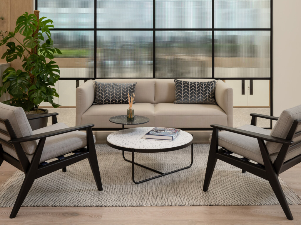 Office-fit-out-for-financial-firm-PRI-3-aspect-ratio-2640-1980