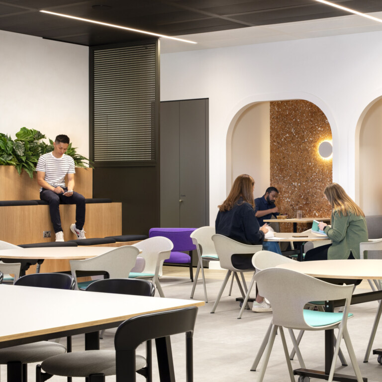 Oktra-Paysafe-London-011-aspect-ratio-1728-1728