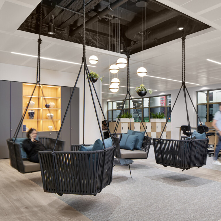Office-fit-out-in-London-by-Oktra-for-Paysafe-22-aspect-ratio-1728-1728