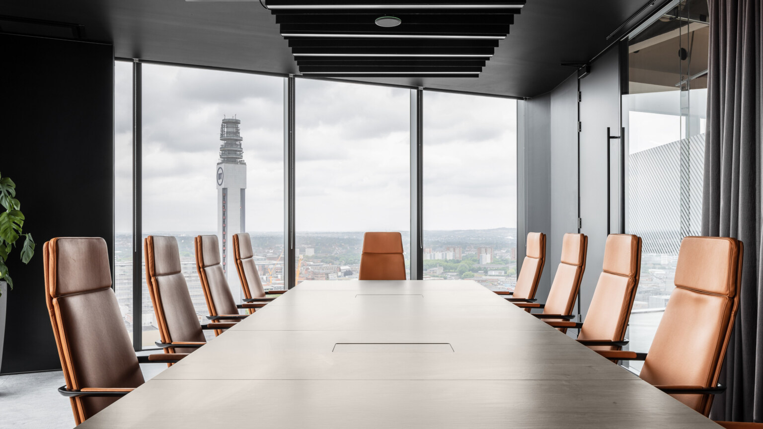 2022-06-24_Oktra_Grant-Thornton_Birmingham_082-HDR-Edit-aspect-ratio-3840-2160