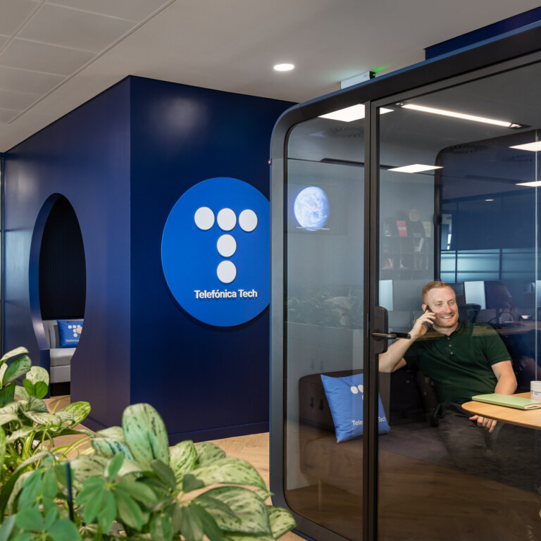 TelefonicaLondon-11-MidRes-aspect-ratio-1728-1728