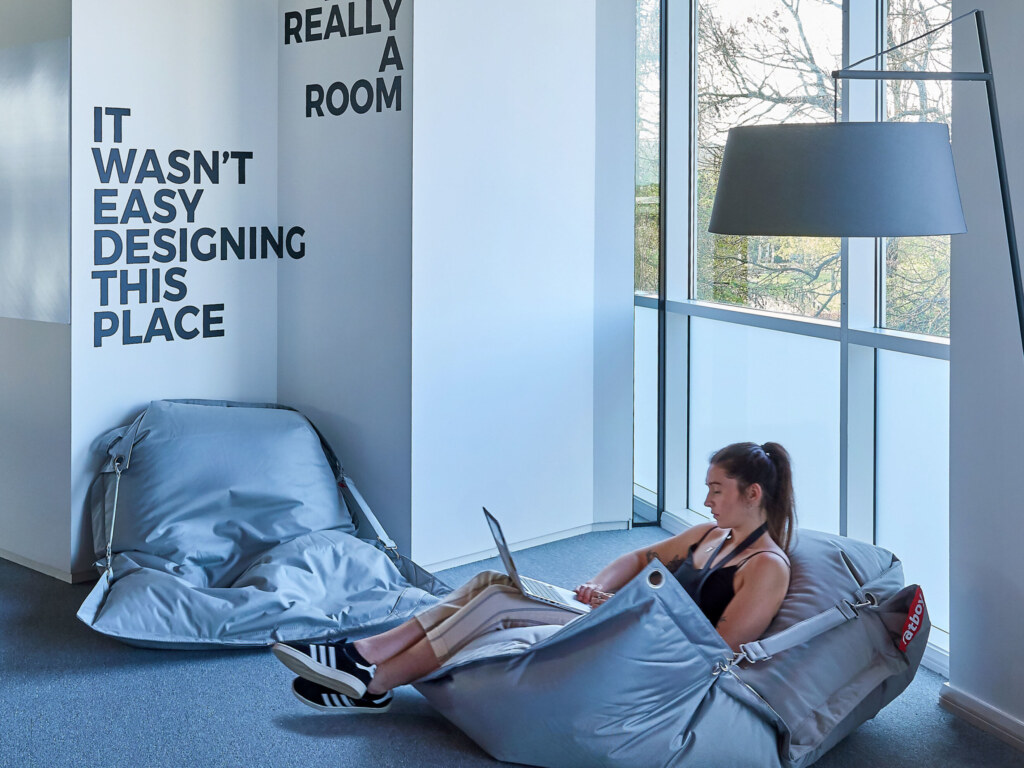 DSC_1245_OKTRA_GYMSHARK_Highest-Res_3840x2160_acf_cropped-aspect-ratio-2640-1980