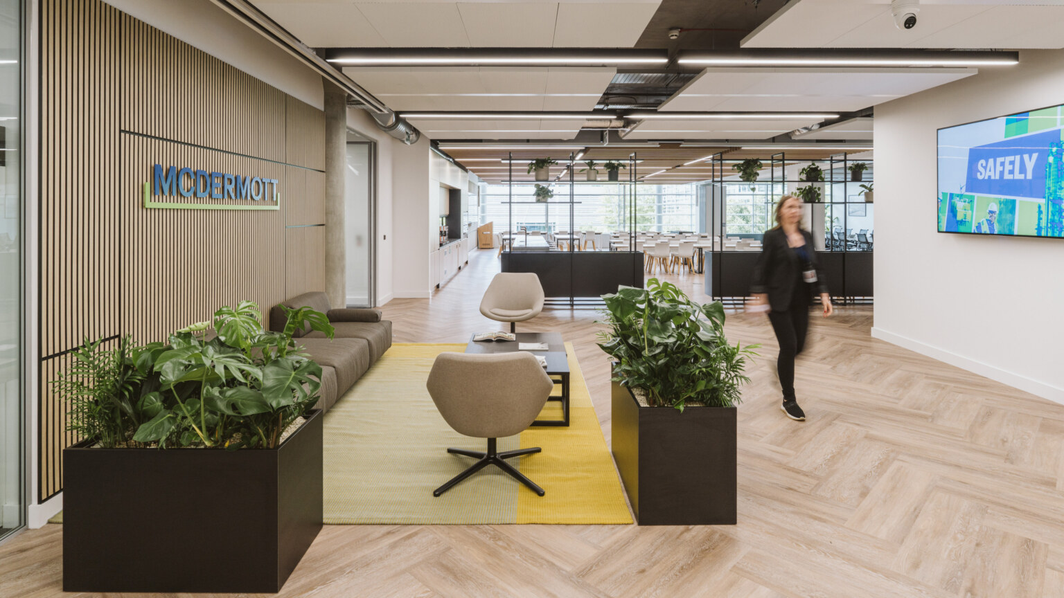 250530-Chiswick-Park-36-aspect-ratio-3840-2160