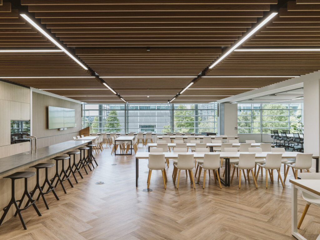 250530-Chiswick-Park-37-aspect-ratio-2640-1980