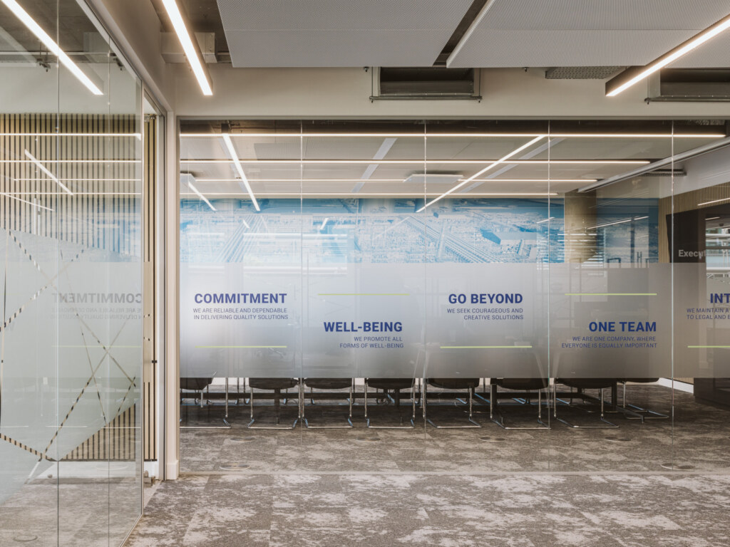 250530-Chiswick-Park-56-aspect-ratio-2640-1980