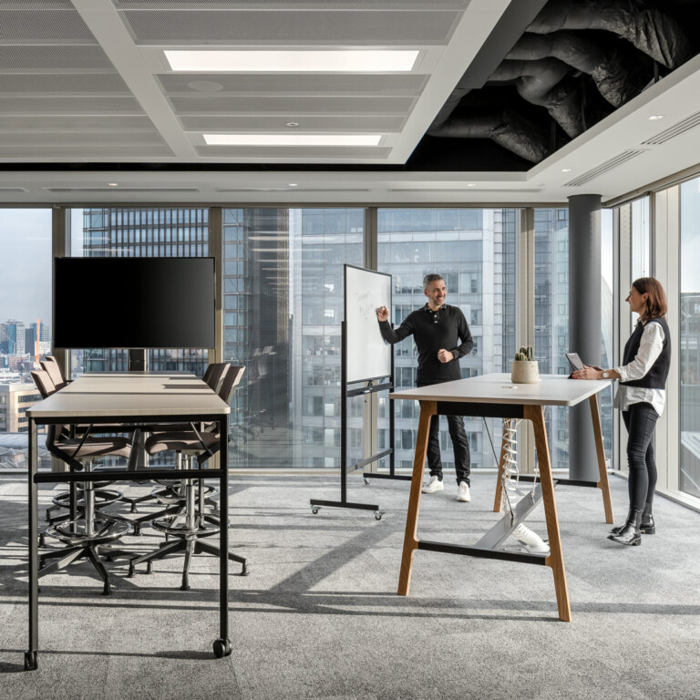 Moorhouse-8-MidRes-aspect-ratio-1728-1728