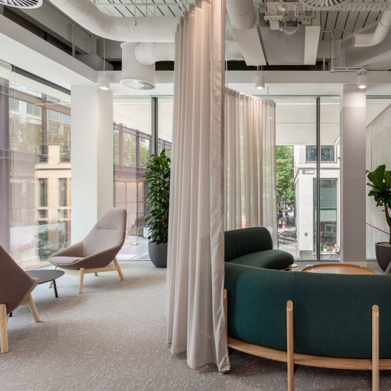 Office-fit-out-for-financial-firm-PRI-9-aspect-ratio-1728-1728