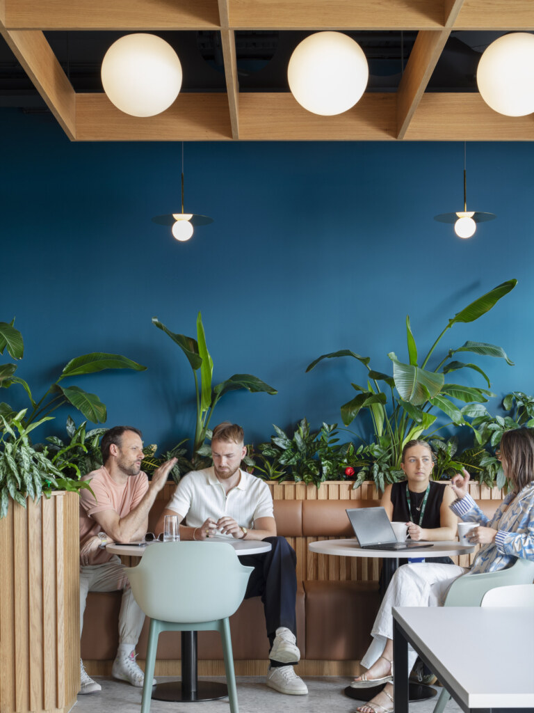 Oktra-Merlin-002-aspect-ratio-1980-2640