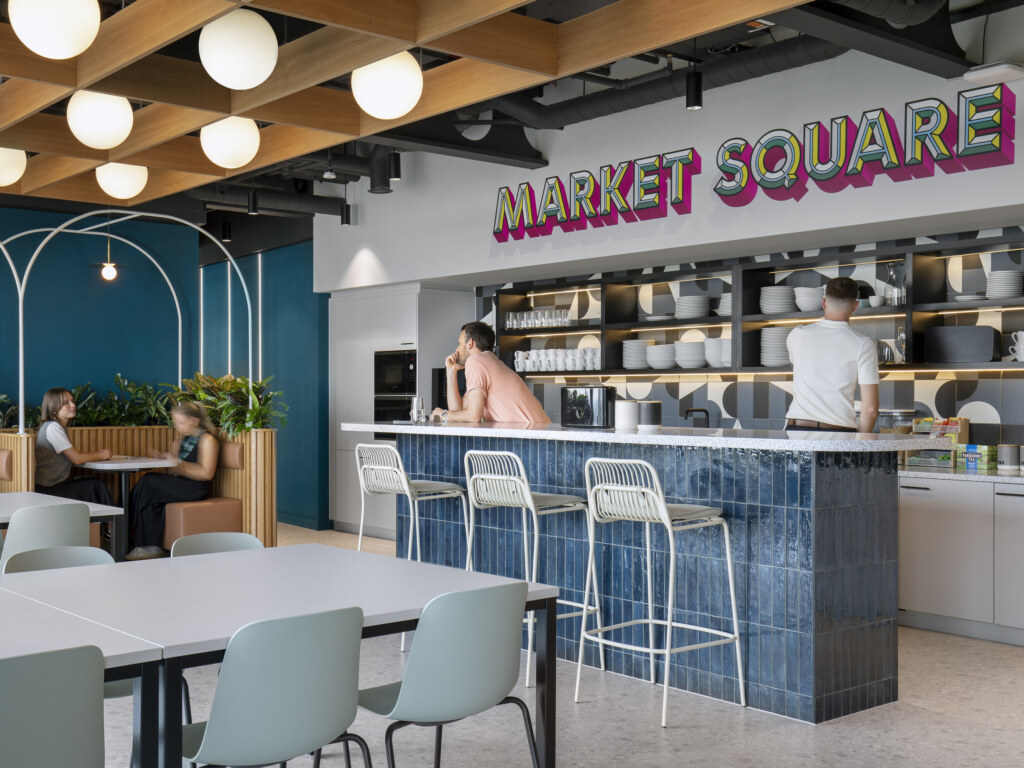 Oktra-LOW-RES-Merlin-001-aspect-ratio-2640-1980