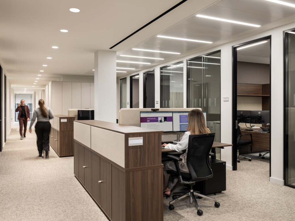 HaynesBoone-13-MidRes-aspect-ratio-2640-1980