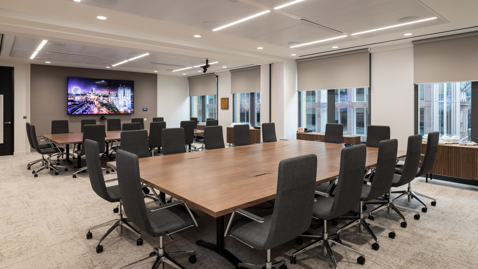 HaynesBoone-11-MidRes-aspect-ratio-3840-2160