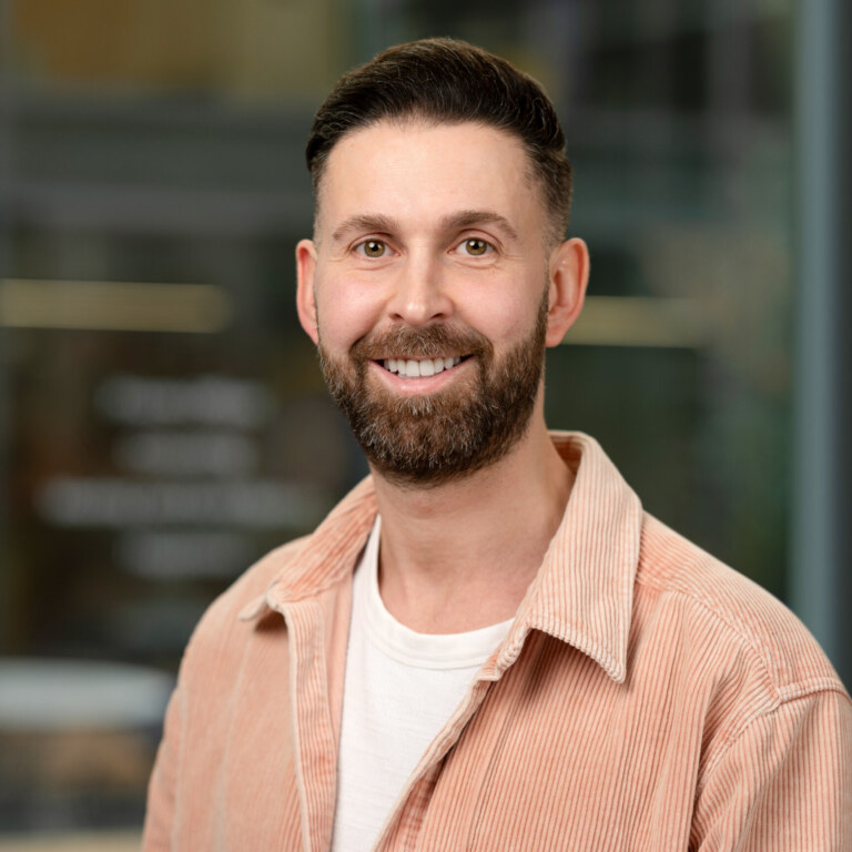 Andrew-Denman-Davies--aspect-ratio-1728-1728