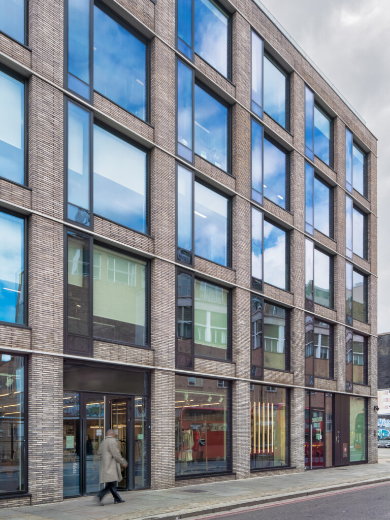 168-Shoreditch-2-No-logo-aspect-ratio-1980-2640