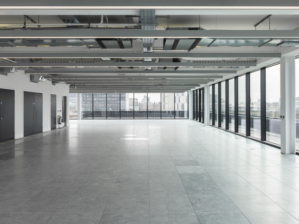 75_mosley_street_cat_upper_floor-aspect-ratio-2640-1980